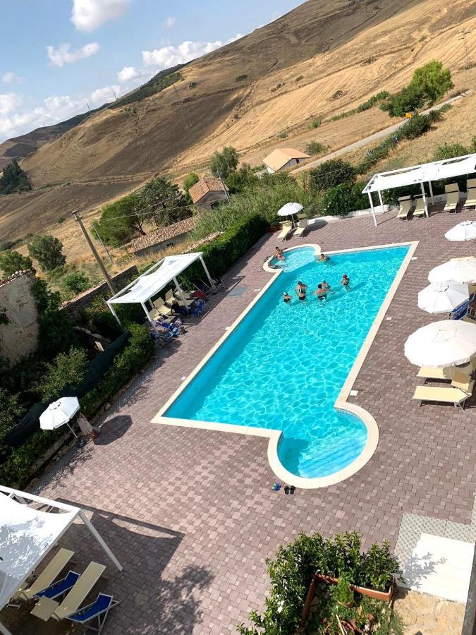 Agriturismo Sant'Agata ピアーナ・デッリ・アルバネージ エクステリア 写真