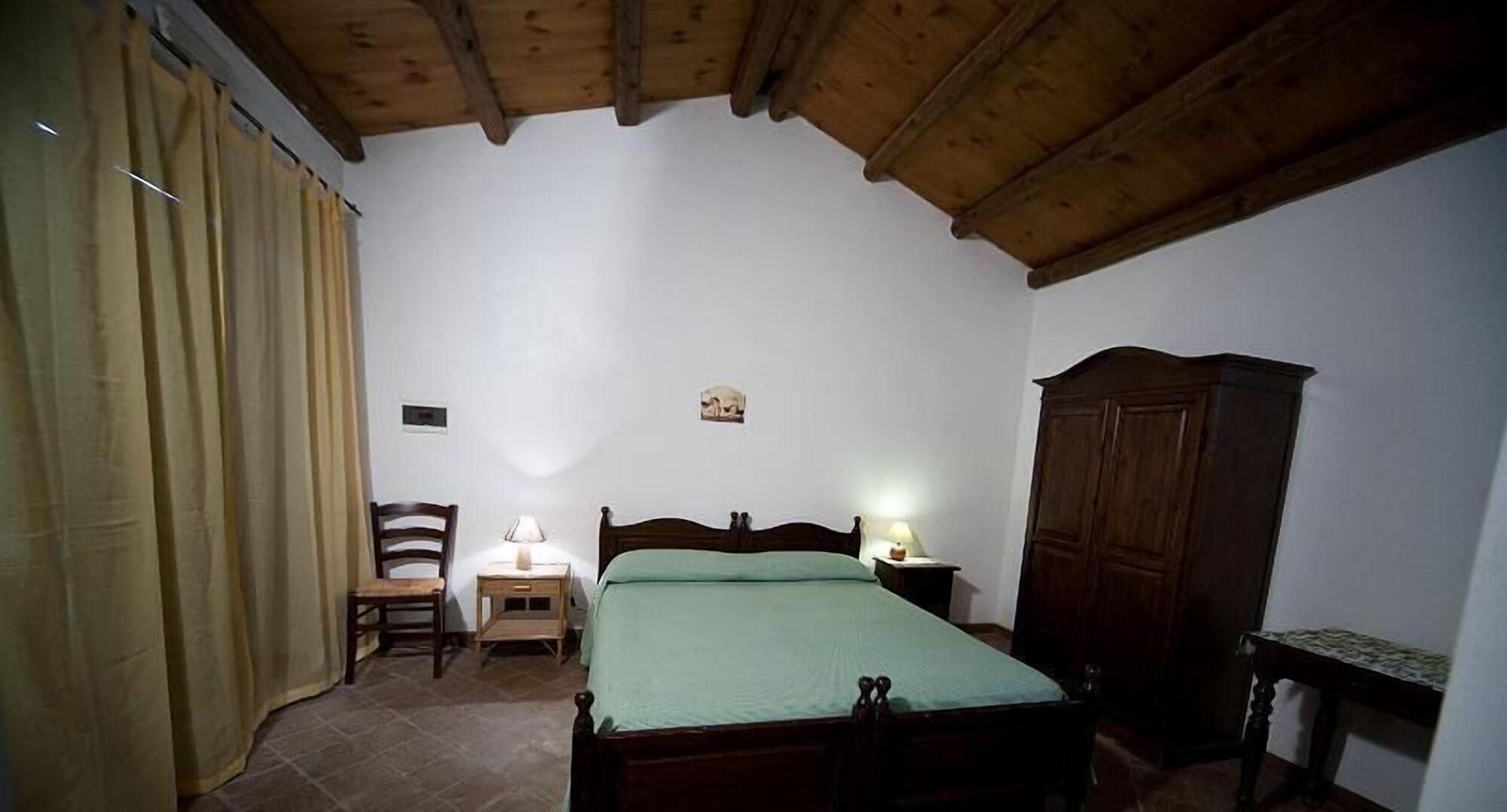 Agriturismo Sant'Agata ピアーナ・デッリ・アルバネージ エクステリア 写真