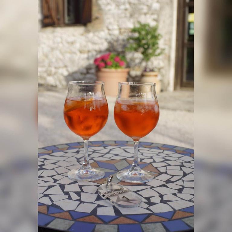 Agriturismo Sant'Agata ピアーナ・デッリ・アルバネージ エクステリア 写真