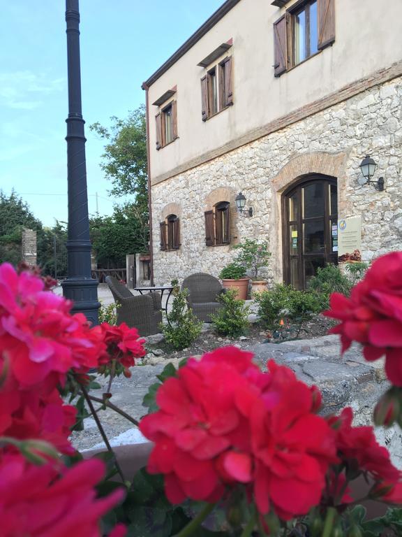 Agriturismo Sant'Agata ピアーナ・デッリ・アルバネージ エクステリア 写真