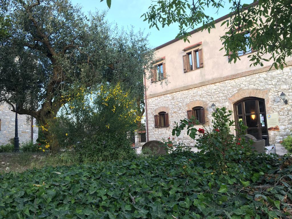 Agriturismo Sant'Agata ピアーナ・デッリ・アルバネージ エクステリア 写真