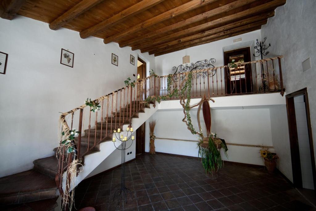 Agriturismo Sant'Agata ピアーナ・デッリ・アルバネージ エクステリア 写真