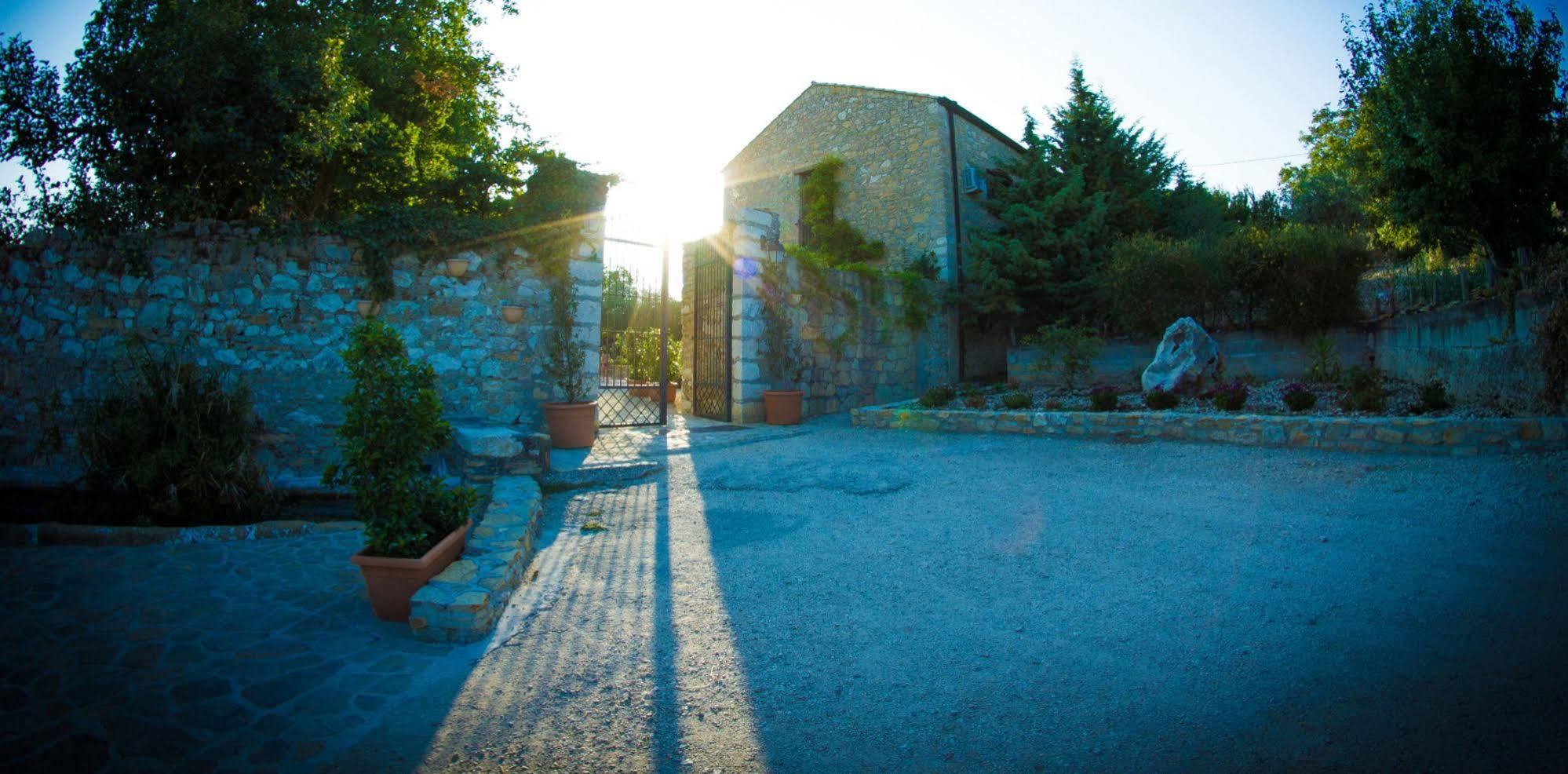 Agriturismo Sant'Agata ピアーナ・デッリ・アルバネージ エクステリア 写真