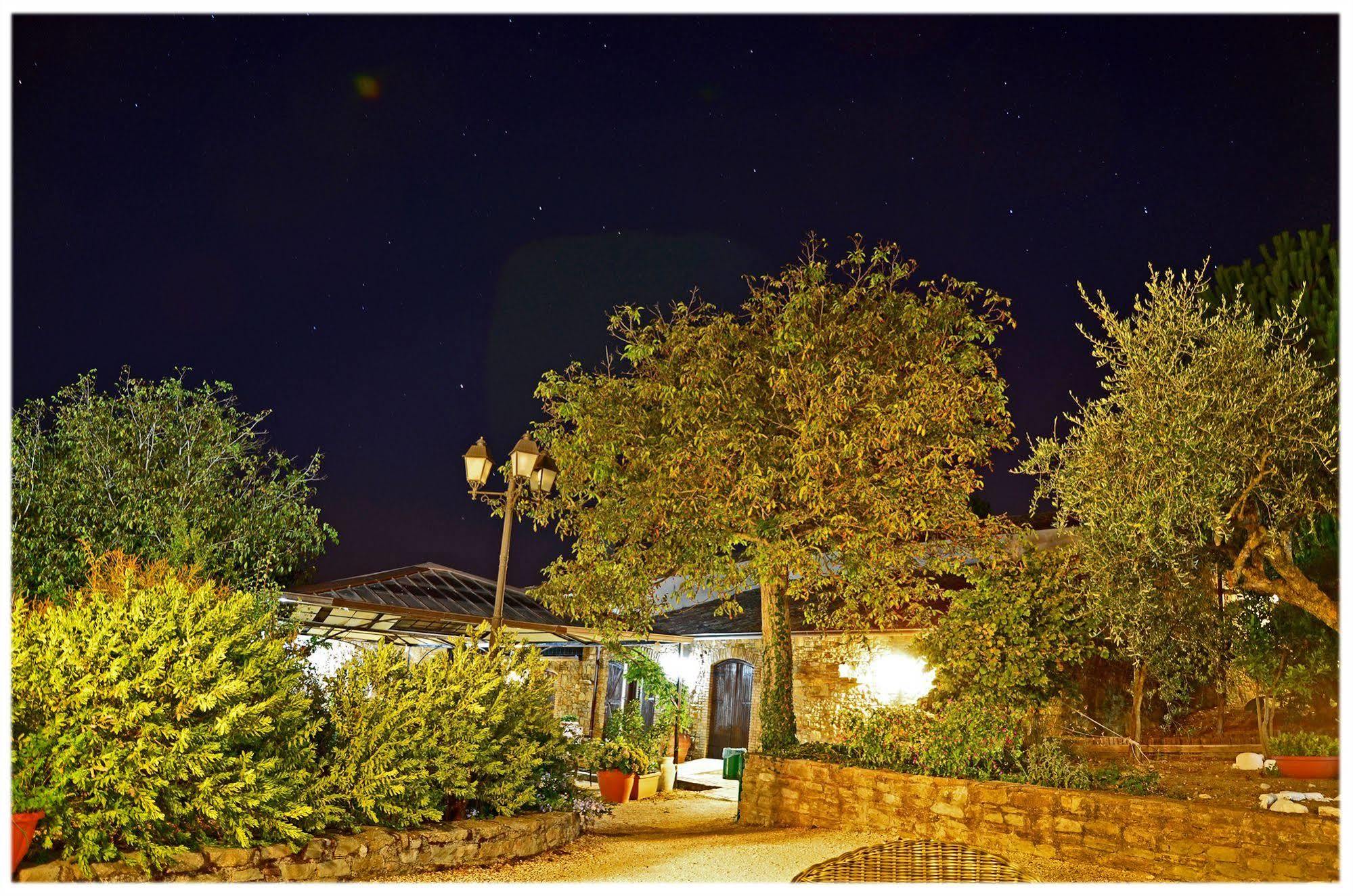 Agriturismo Sant'Agata ピアーナ・デッリ・アルバネージ エクステリア 写真